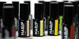 NailUp by SNB  - феерия от цветни гел лакове снимка