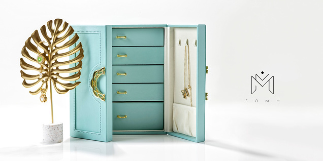 Somm - малки детайли за по-цветен интериор снимка