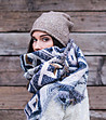 Unisex плетена шапка с вълна в бежов меланж-0 снимка
