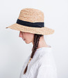 Unisex шапка в бежово и черно Grace-0 снимка