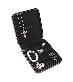 Черна кожена кутия за бижута с цип London снимка