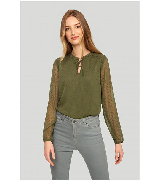 Дамска блуза в зелено снимка