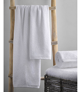 Бяла памучна хавлия Delia 50х100 см снимка