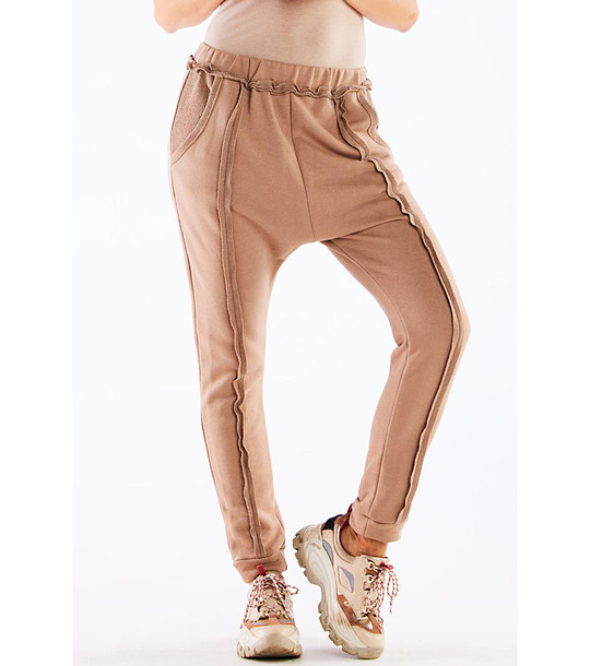 Бежово дамско памучно спортно долнище Rikita снимка