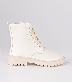 Дамски боти в екрю Cora снимка