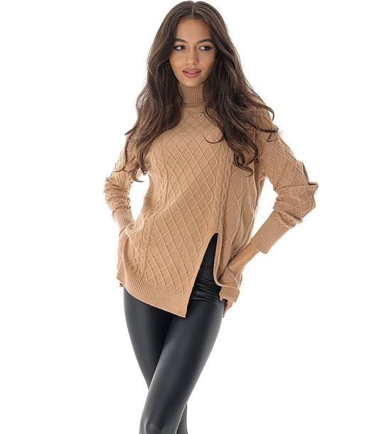 Дамски бежов поло пуловер снимка