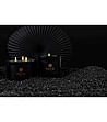 Черна ароматна свещ Black Wood 420 гр-4 снимка