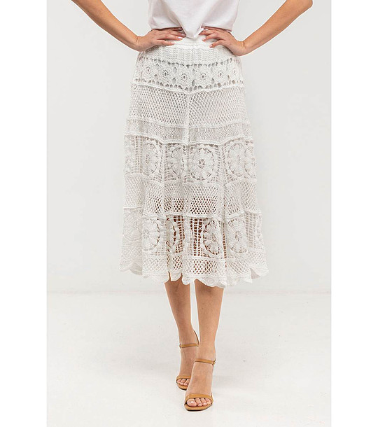 Бяла памучна пола от плетена дантела снимка