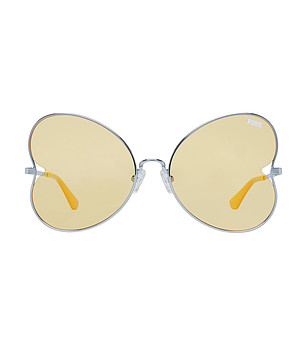 Сребристи слънчеви очила с нестандартни жълти лещи снимка