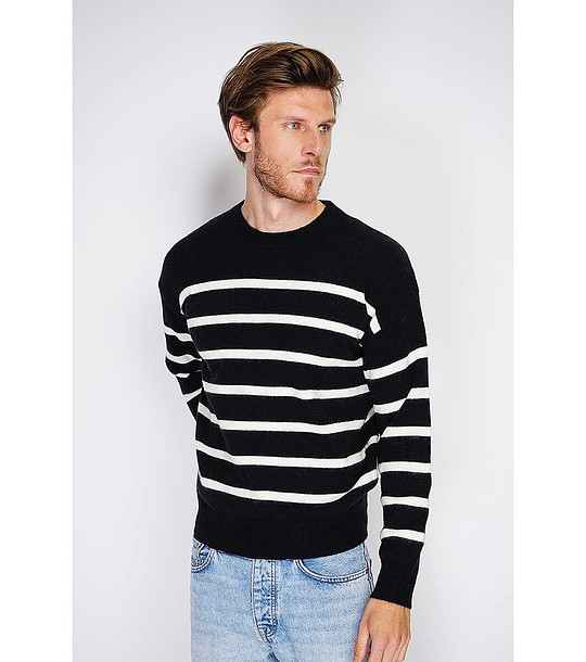 Мъжки черен пуловер на райе снимка