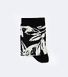 Черни бамбукови чорапи с бял флорален принт-1 снимка