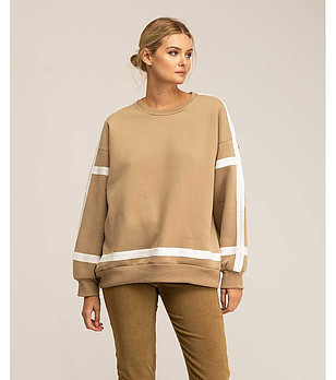 Блуза с памук в цвят камел с контрастни ленти снимка