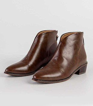 Дамски боти в кафяв нюанс Feya снимка