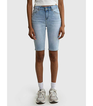 Светлосини дамски 3/4 дънки с памук Shira снимка