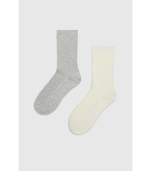 Сет от чорапи в сиво и екрю снимка