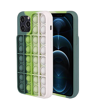 Антистрес кейс  в зелени нюанси за iPhone 12/12PRO снимка