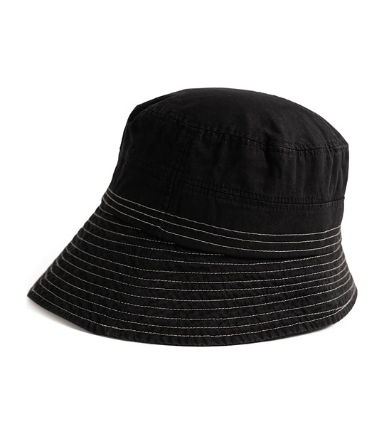 Дамска памучна шапка в черно Fisher Bucket  снимка