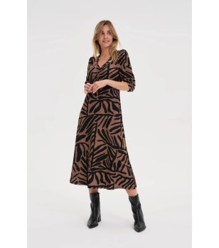 Кафява рокля с черен принт снимка