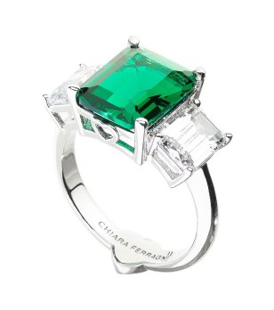 Елегантен сребрист пръстен със зелен камък размер 14 снимка