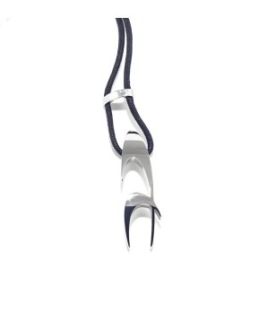 Колие с черен пнур и сребриста висулка снимка