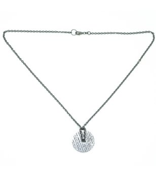 Сребристо дамско колие с кръгла висулка снимка