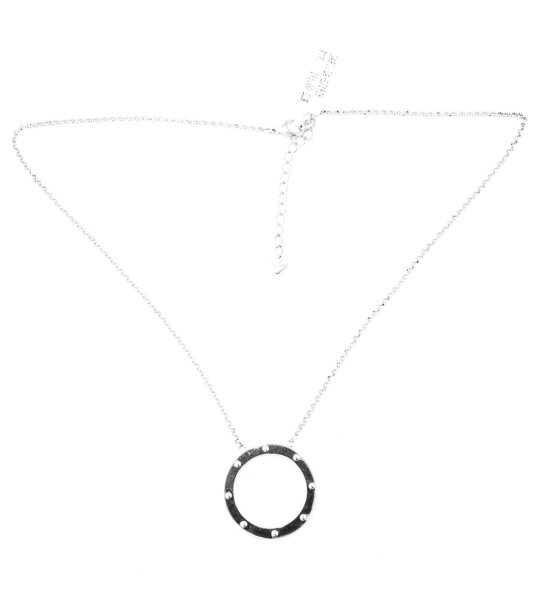 Дамско сребристо колие с кръгла черна висулка снимка