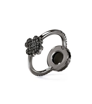 Черен дамски пръстен с орнаменти размер 52 снимка