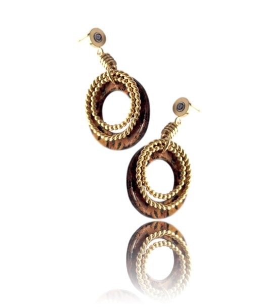 Кръгли обеци в златисти с кафяви орнаменти снимка