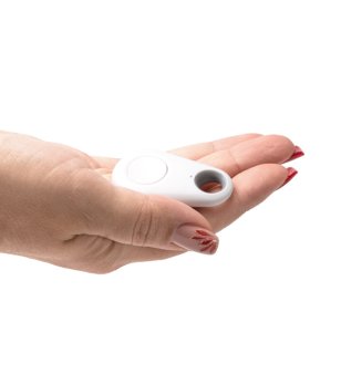 Тракер против загуба FINDY в бяло снимка