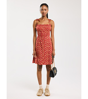 Червена рокля с флорален принт Casie снимка