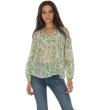 Ефирна дамска блуза в екрю с принт в зелено-0 снимка