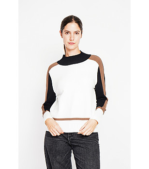 Дамски пуловер в цвят крем, кафяво и черно снимка