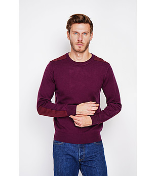 Мъжки пуловер в бордо с контрастни платки снимка