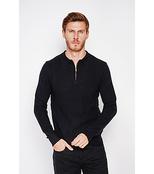 Черен мъжки пуловер с яка снимка