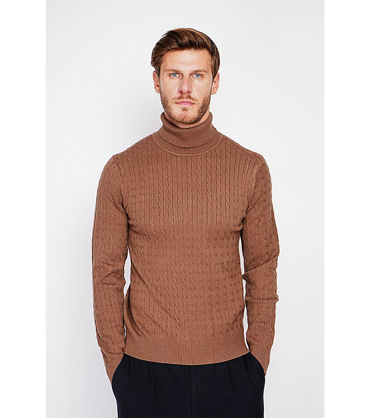 Кафяв мъжки поло пуловер снимка