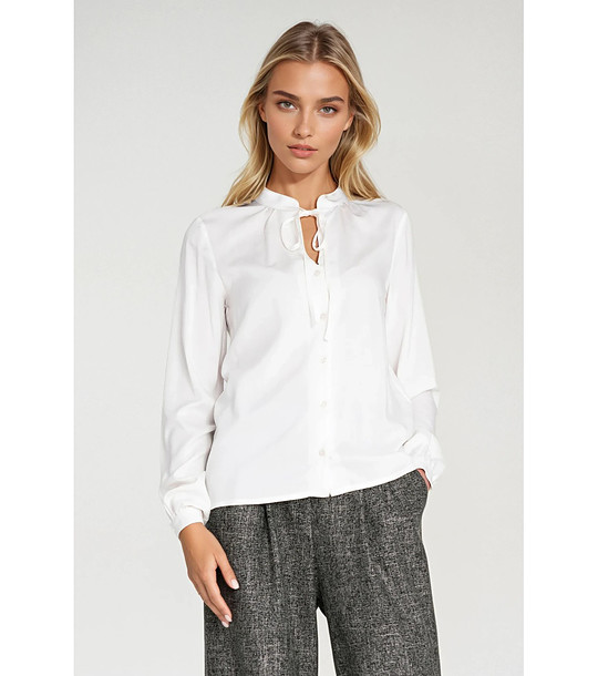 Дамска риза в екрю снимка