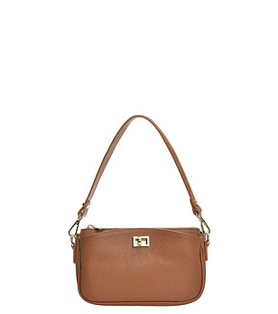 Дамска кожена чанта в цвят коняк снимка