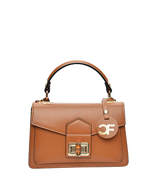 Дамска чанта от естествена кожа в цвят коняк Lina снимка