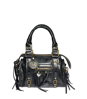 Черна дамска чанта от естествена кожа Karsea снимка