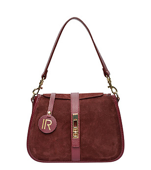 Дамска чанта в бордо от естествен велур снимка