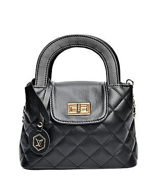 Малка черна кожена дамска чанта Abena снимка