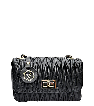 Черна дамска чанта с ефектен релеф Sia снимка