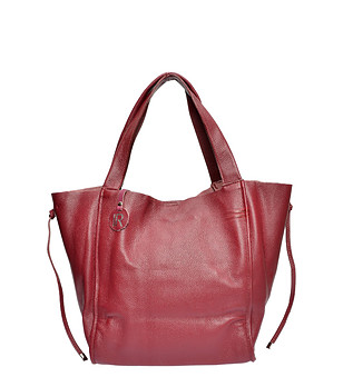 Дамска кожена мека и голяма чанта в бордо Sara снимка