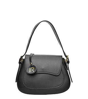 Черна малка дамска чанта от естествена кожа снимка