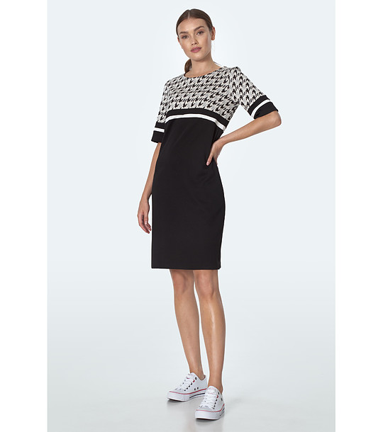 Рокля в черно и бежово снимка