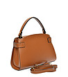 Дамска чанта от естествена кожа в цвят коняк-2 снимка