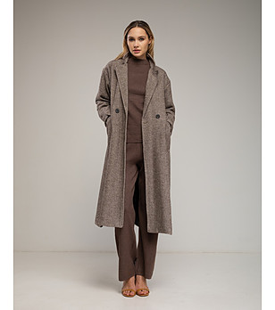 Дамско палто в кафяво снимка