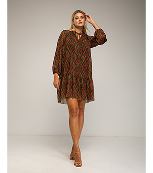 Рокля в буругунд и кафяво с фигурален принт снимка