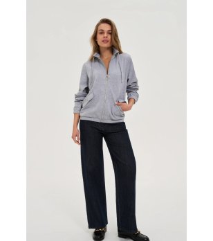 Дамско сиво горнище снимка