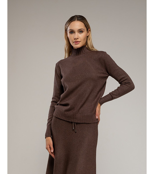 Дамски кафяв поло пуловер снимка